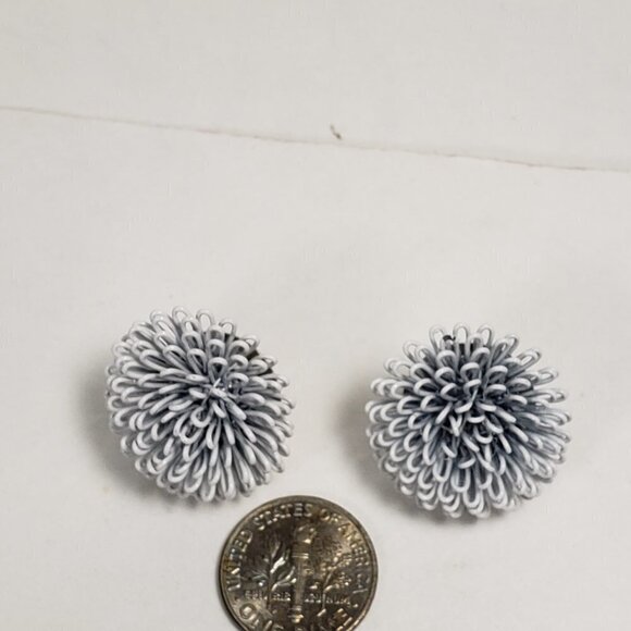 Silver-tone White Pine Cone Stud Earrings Textured Loop Design Modern Jewelry - Picture 7 of 10